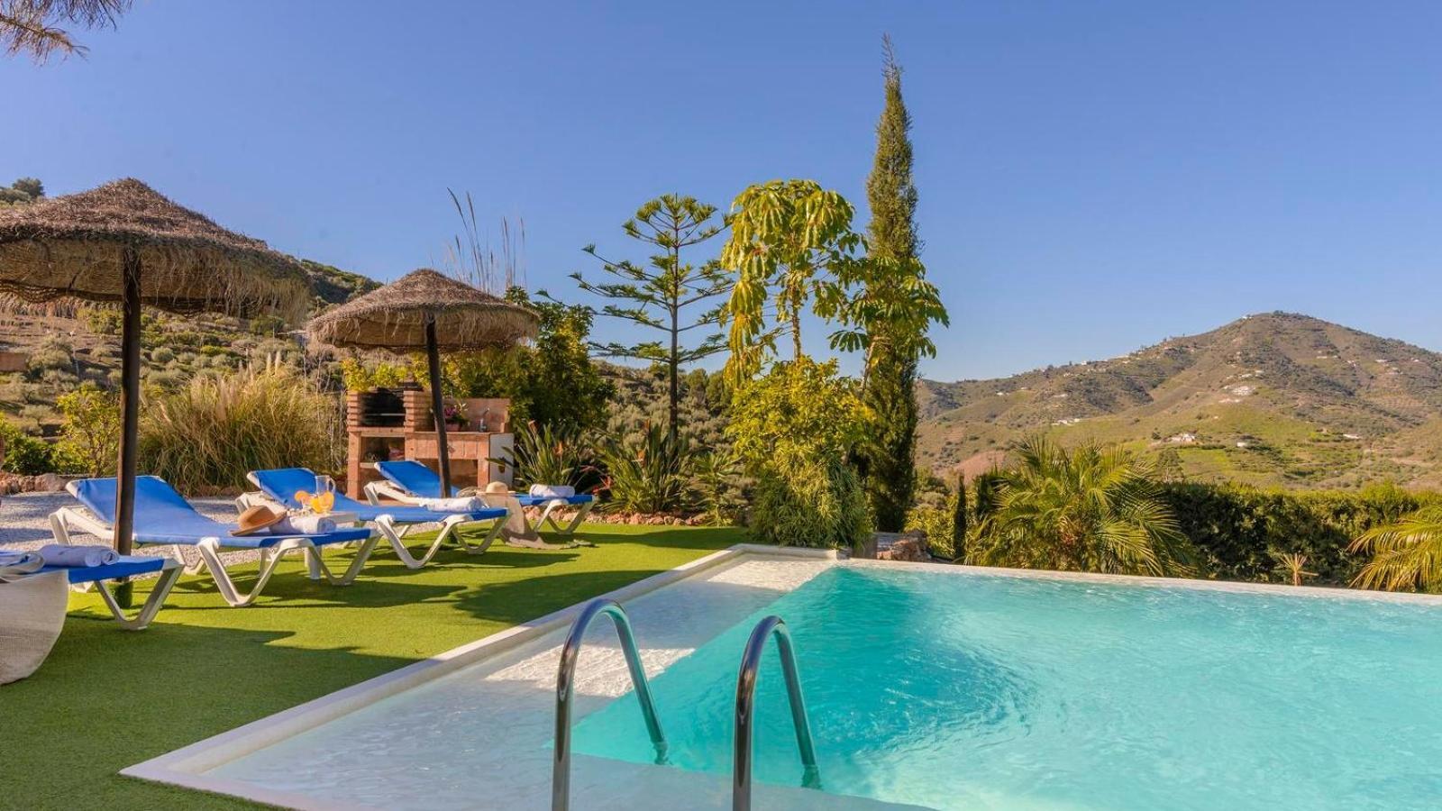 Villa Las Palmeras De Torrox By Ruralidays エクステリア 写真