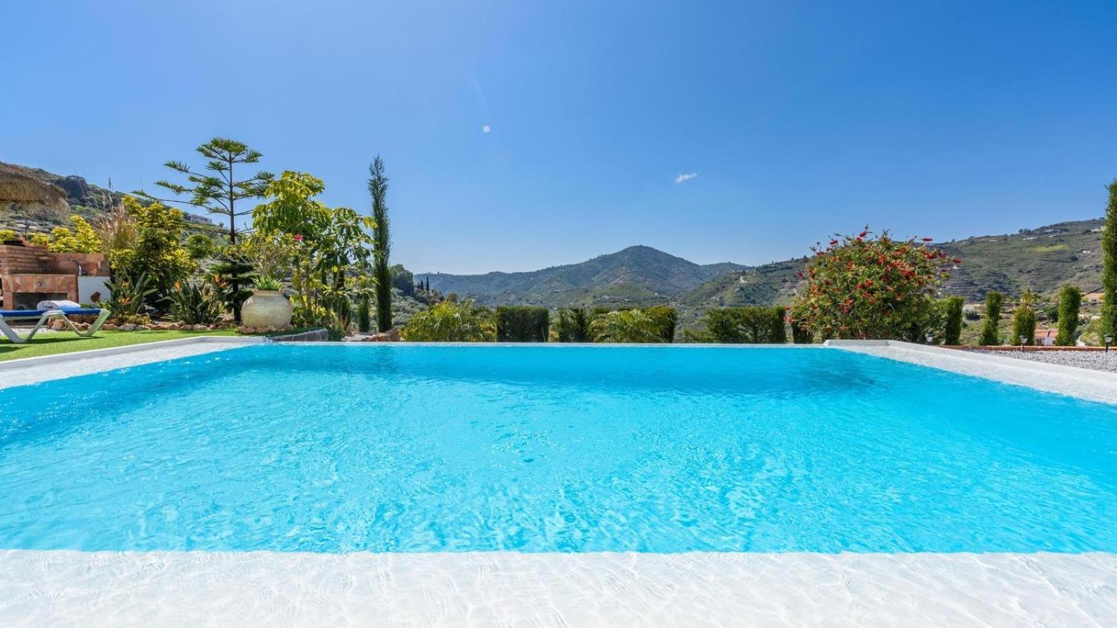 Villa Las Palmeras De Torrox By Ruralidays エクステリア 写真